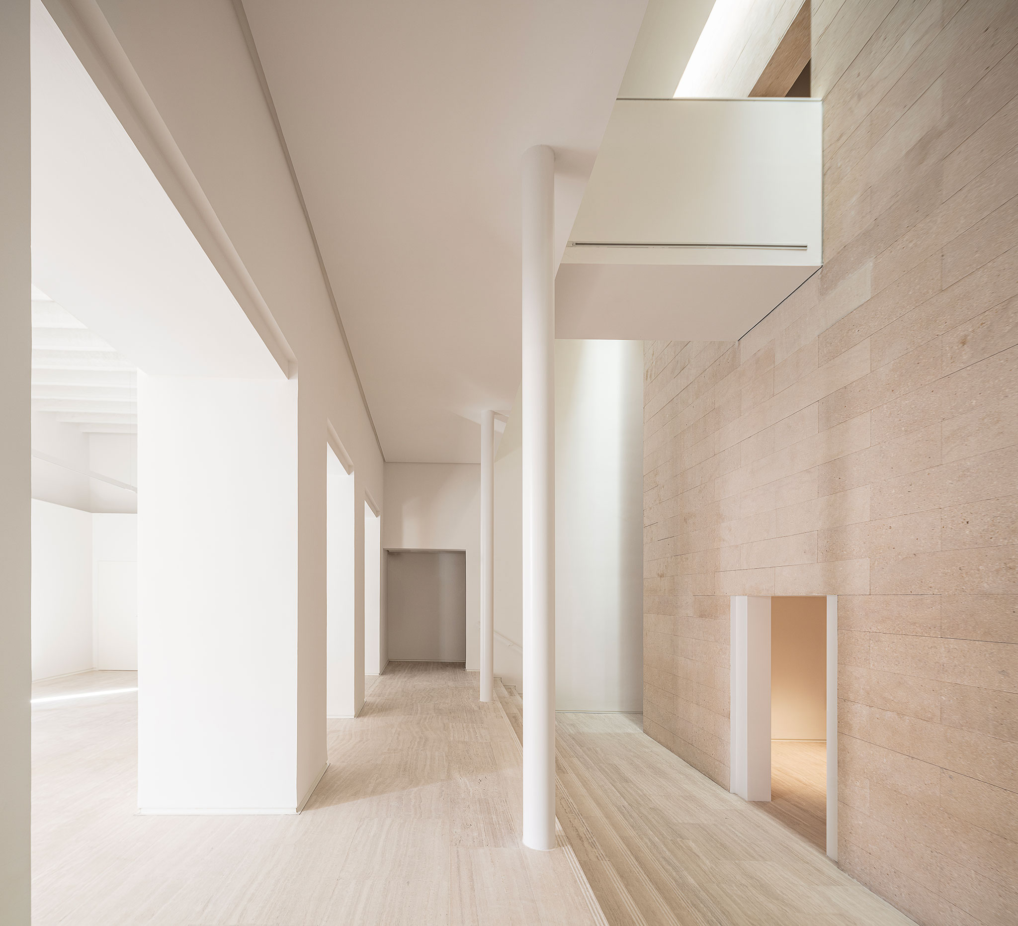 An inner treasure. Renovation of the National Museum of Performing
